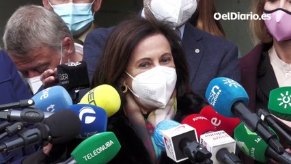 Robles afirma que España está "por la paz" y por las misiones de disuasión