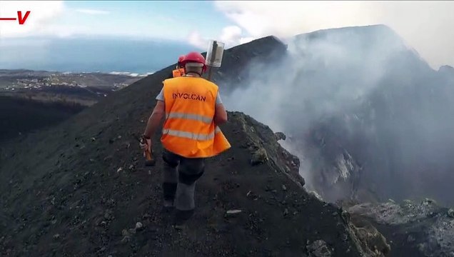 Must See! Film Crew Descends into the Recently Erupted La Palma Volcano Zone