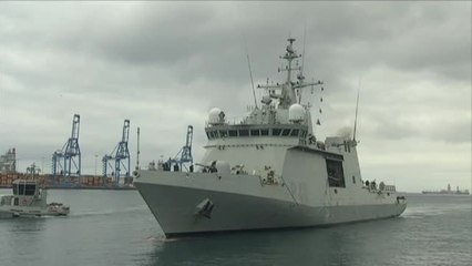 El Gobierno pide "contención" a Podemos sobre el envío de tropas al Mar Negro