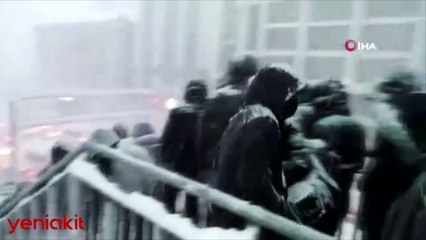 İstanbul'da toplu taşımalar çalışmadı vatandaşlar tipide yürümek zorunda kaldı