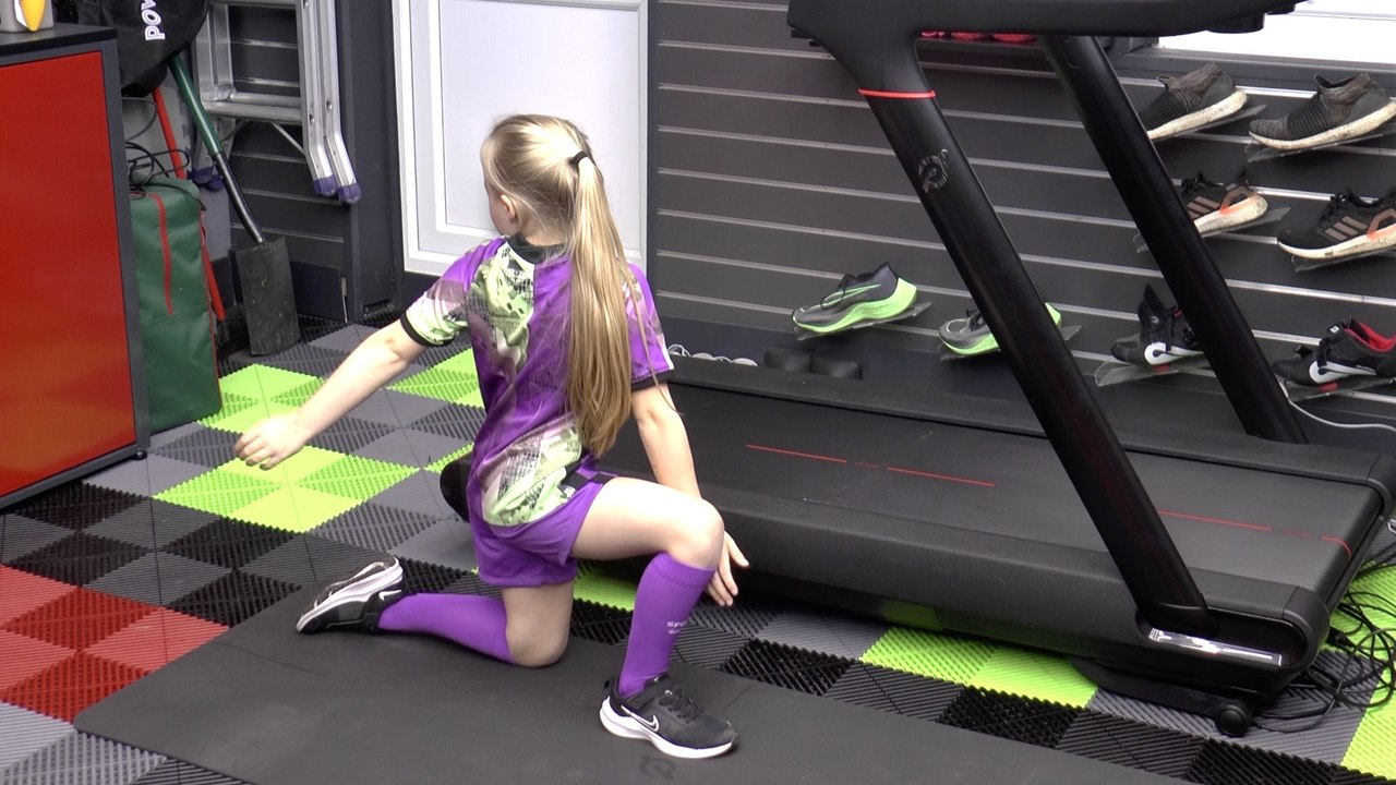 Newington schoolgirl raises thousands for charity all from her home gym