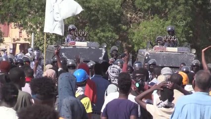Sudan'da askeri yönetim karşıtı protestolar sürüyor