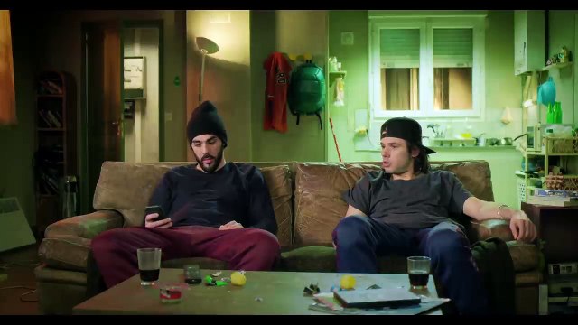 Bloqués Saison 1 - On est les vieux des jeunes (EN)