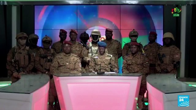 Retour en IMAGES sur le Coup d'État au Burkina Faso