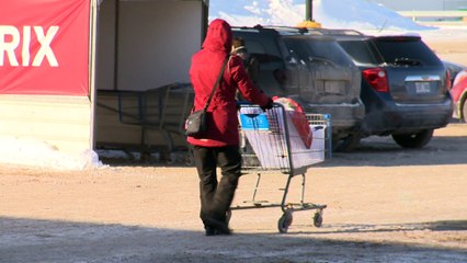 Passeport vaccinal: les grandes surfaces s'ajustent