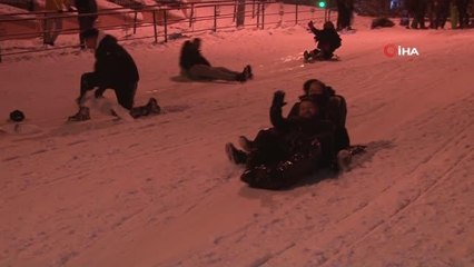Ankara'da sokaklar kayak pistine döndü