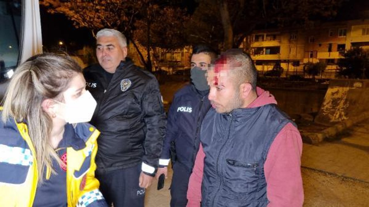 BIÇAKLI GASPÇI DEVRİYE GÖREVİNDE BULUNAN POLİSE SUÇ ÜSTÜ YAKALANDI