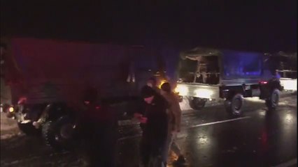 Kuzey Marmara Otoyolu’na saatler sonra yardım geldi, vatandaşlar tahliye edilmeye başladı