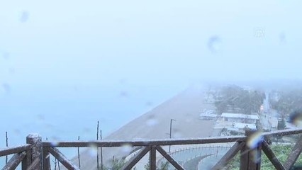 Kent merkezine kar yağdı (3)