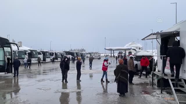 Bolu Dağı'ndan yolcu otobüslerinin geçişine izin verilmiyor (2)
