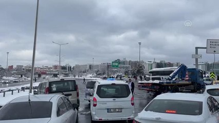 Kar yağışı etkili oldu - FSM Köprüsü