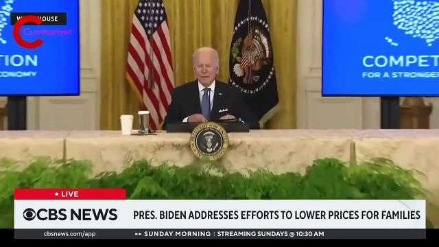 Joe Biden mikrofonu unuttu: Toplantıda gazeteciye küfür etti
