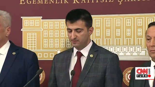 Memleket Partisi'nde istifa