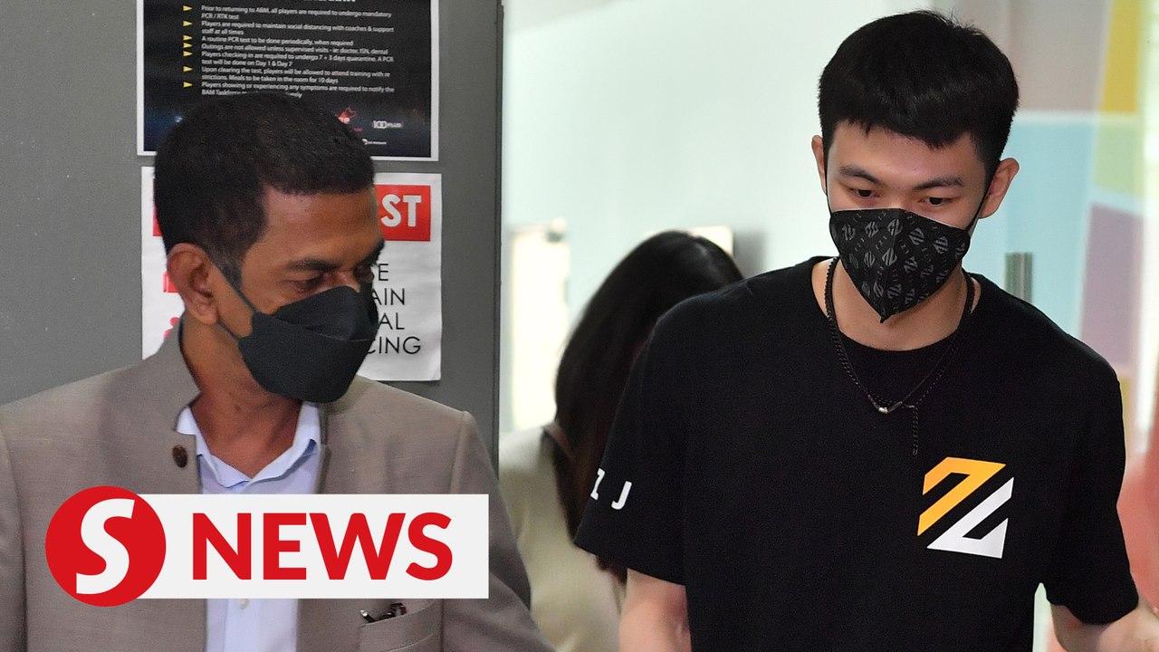 Zii Jia gets BAM's blessings to turn pro