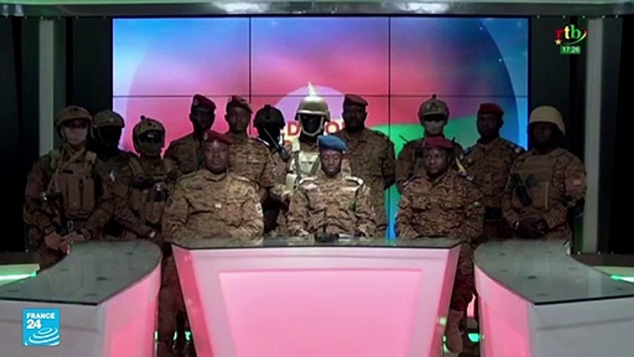 الجيش يستولي على السلطة في بوركينا فاسو