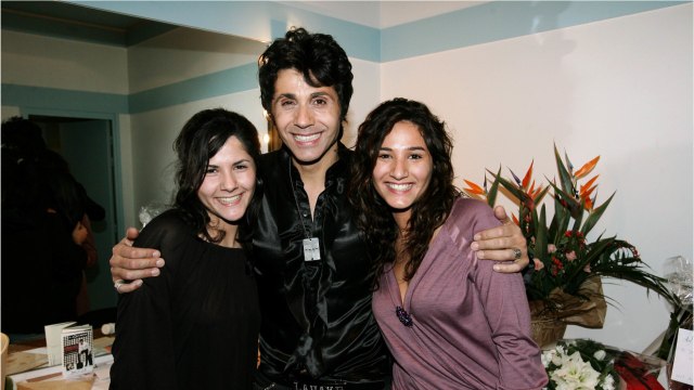 GALA VIDEO - Jean-Luc Lahaye : qui sont ses filles Margaux et Gloria ?