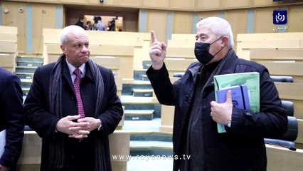 مشادات كلامية تحت القبة والطراونة يغادر غاضبا