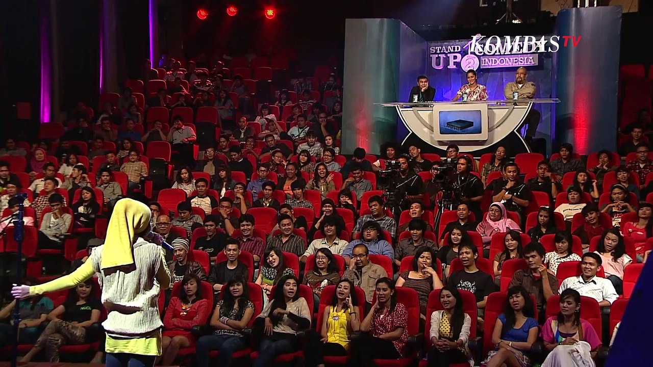 Stand Up Yulyanikasih: Cewek itu Suka Cowok Menarik, Bukan Cowok Baik-Baik - SUCI 2