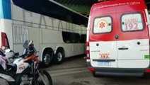Mulher tem AVC dentro de ônibus na Rodoviária e é socorrida pelo SAMU