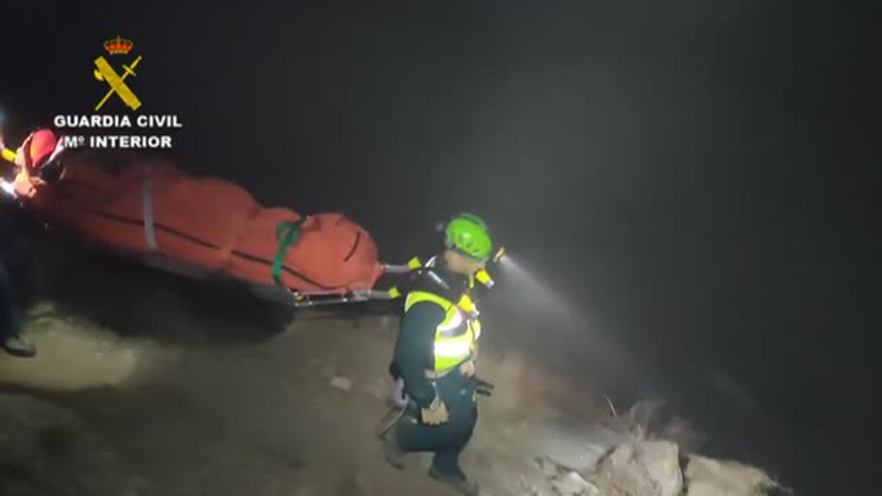 La Guardia Civil rescata en Sierra Nevada a una mujer que fue embestida por una vaca