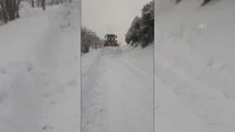 KAHRAMANMARAŞ - Kar nedeniyle kapanan 360 mahalle yolu ulaşıma açıldı