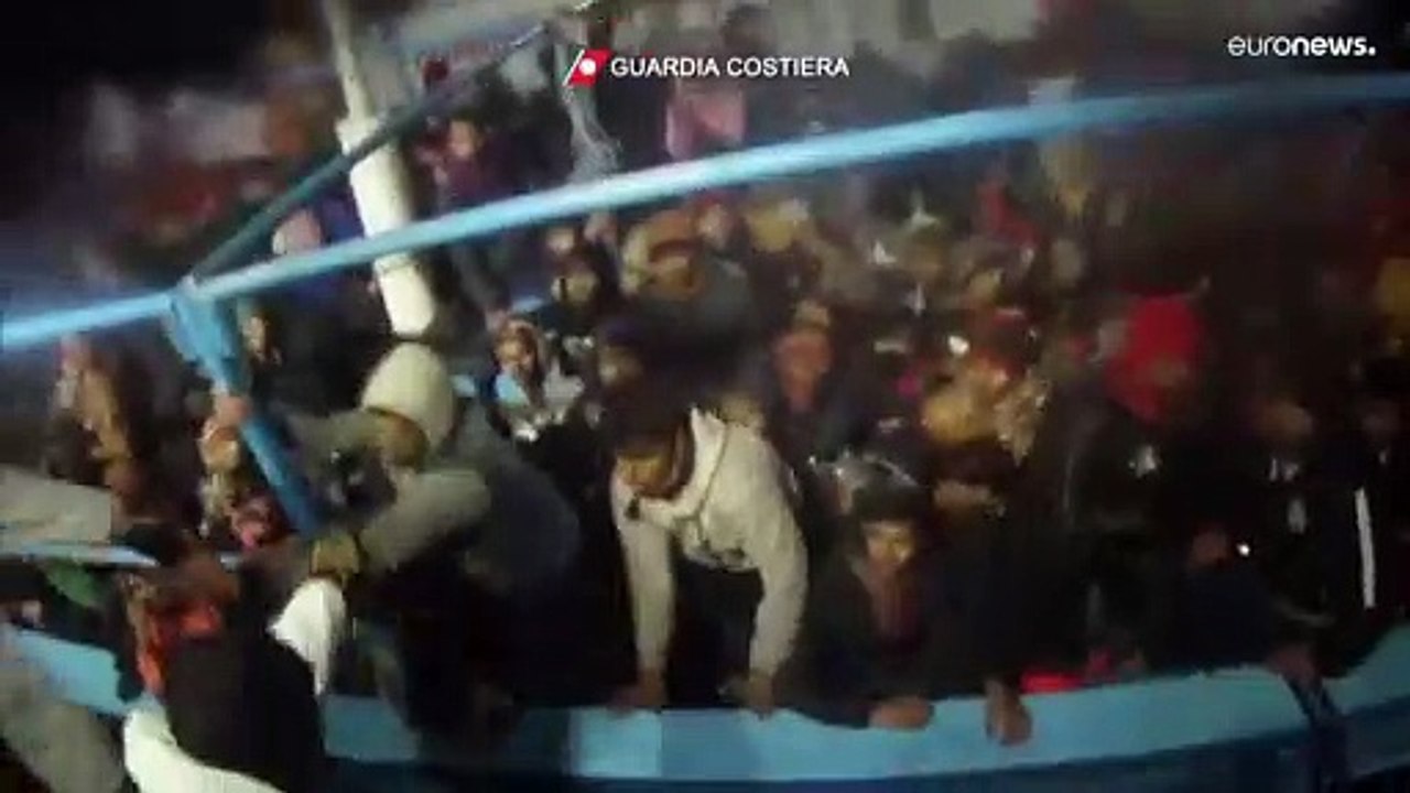 Drammatico sbarco a Lampedusa, 7 migranti morti durante la traversata