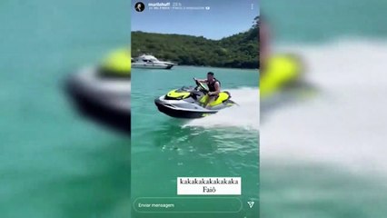 Ex de Marília Mendonça caí de jet-ski durante passeio pelo litoral de SC; veja vídeo