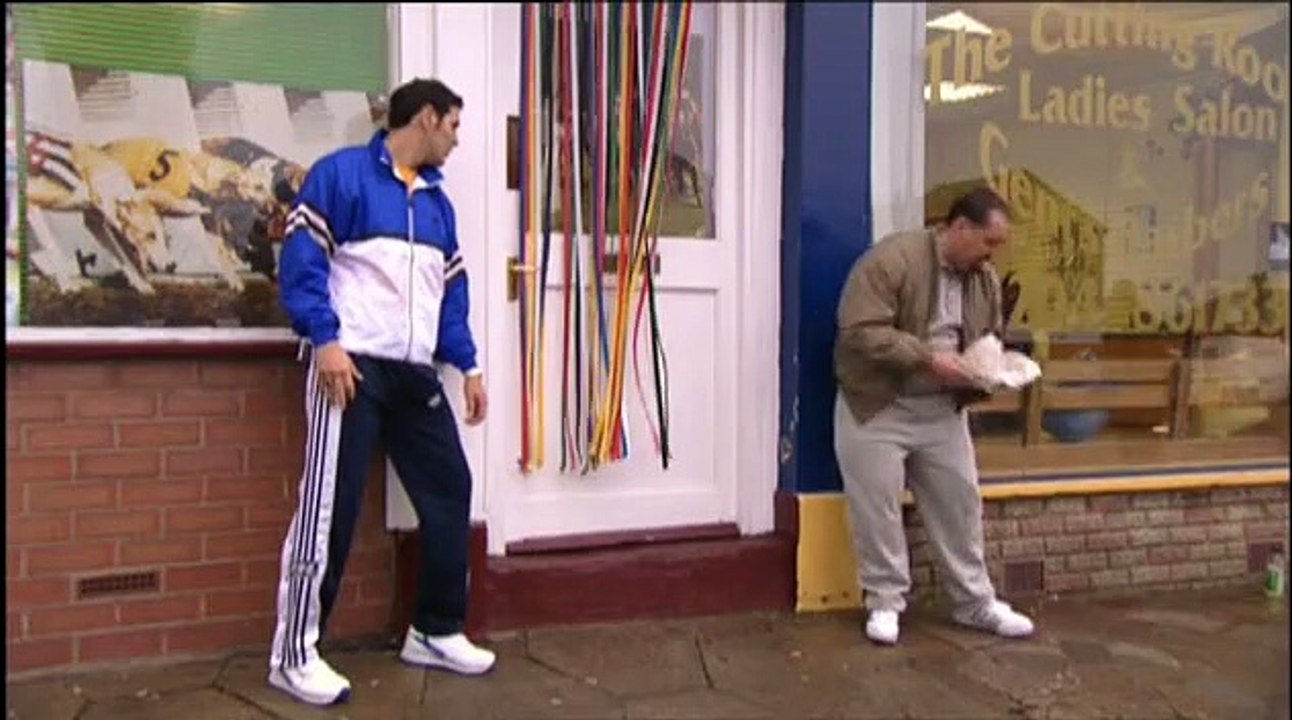 Phoenix Nights - S02-E06