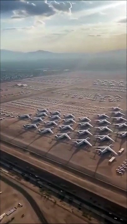 Grand magasin d'avion à l'air libre... 3100 avions à vendre