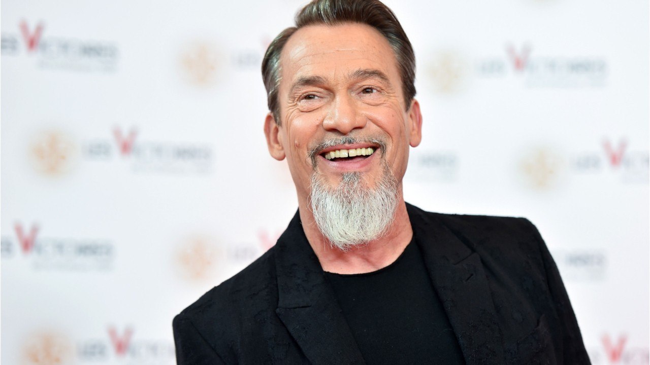 VOICI : Florent Pagny atteint d'un cancer du poumon : le chanteur annule tous ses concerts (1)