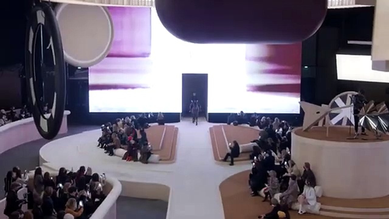 مجموعة شانيل هوت كوتور ربيع وصيف 2022