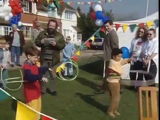 Mr.Bean - Episode 14 Full Episode --Hair By Mr.Bean Of London