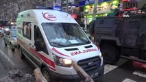 Son dakika haber: Diyarbakır'da husumetli iki aile arasında silahlı kavga: 4 yaralı, 2 gözaltı