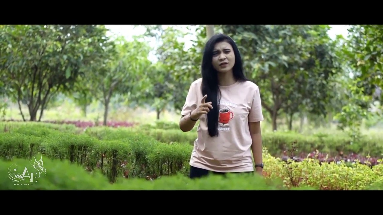 Balasan lagu haruskah aku mati  ~ Ellen Zerlyan  Arief