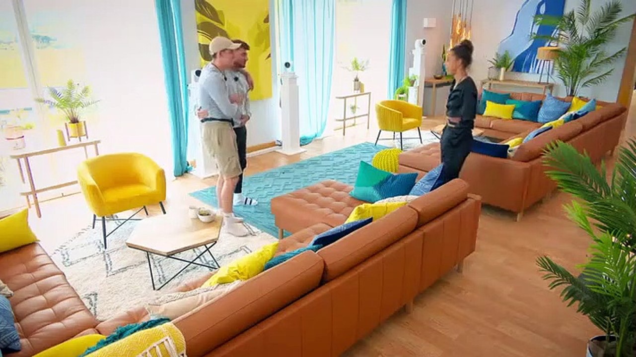 Ready To Mingle S01E09