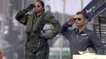 Woman Rafale Pilot salutes President on 73rd Republic Day