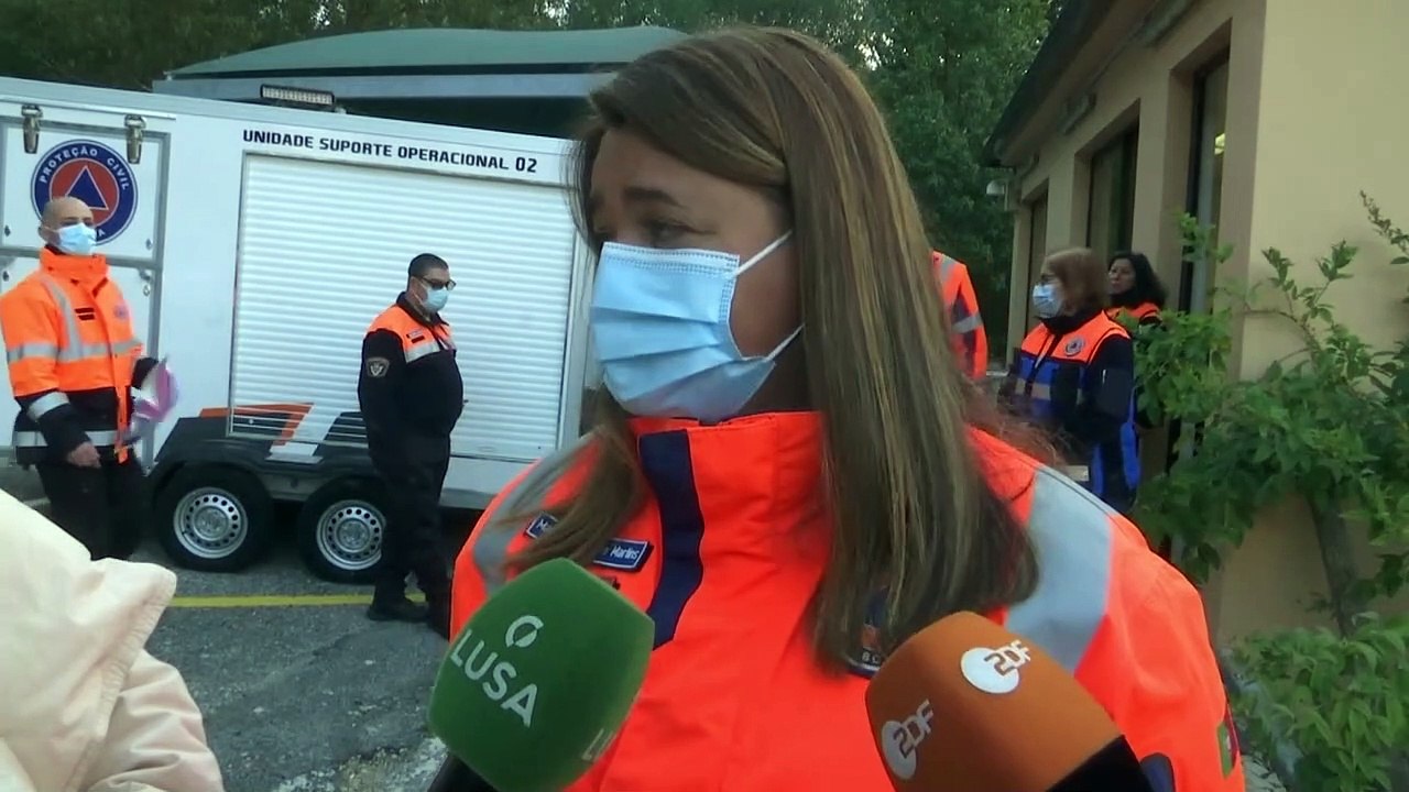 Portogallo: il porta a porta per recuperare il voto dei positivi al Covid