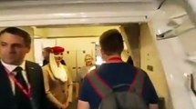 09.360 VIDEO- Inside the Emirates Boeing 777-300 Amazing Luxury Jet Airliner-David TV