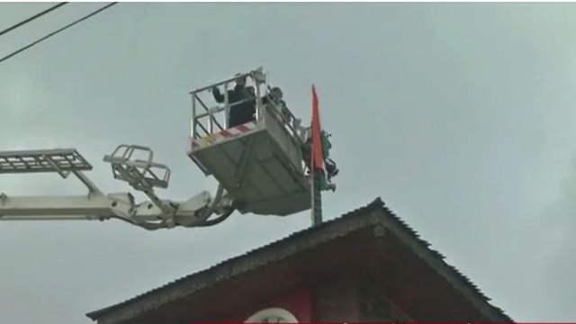 Tricolor flag hoisted at Lal Chowk in Srinagar on R-Day