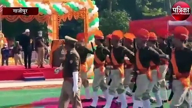 पुलिस सेवा में सराहनीय कार्य के लिए एसपी को गोल्ड मेडल