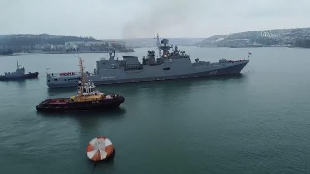 Rus savaş gemileri Karadeniz'de tatbikat yapacak