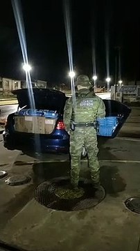 Veículo carregado com 40 caixas de cigarros contrabandeados é apreendido em Maria Helena
