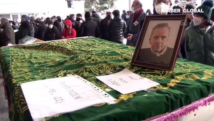 Nazif Ekzen son yolculuğuna uğurlandı, cenazeye Kılıçdaroğlu da katıldı