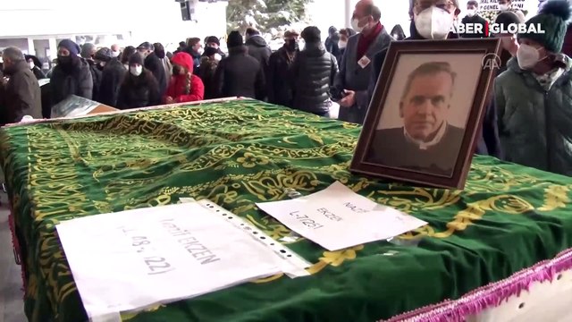 Nazif Ekzen son yolculuğuna uğurlandı, cenazeye Kılıçdaroğlu da katıldı