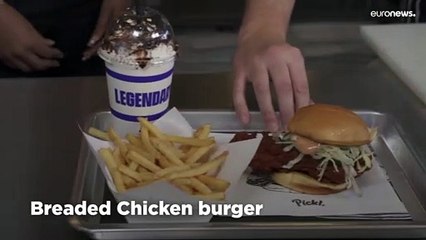 How to create restaurant-style fried chicken burgers at home