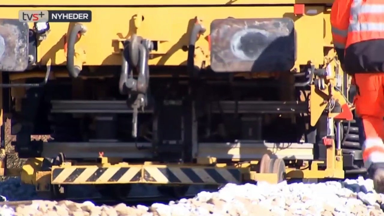 Påske med sporarbejde | Dobbeltspor | Banedanmark | "Vamdrup - Vojens" | 04-04-2015 | TV SYD @ TV2 Danmark