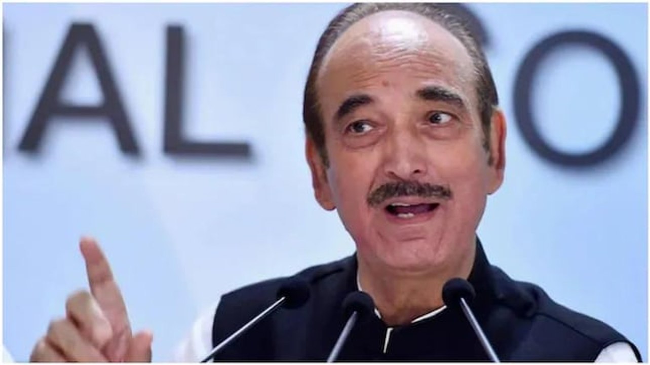 Watch: Congress divided over Ghulam Nabi Azad's Padma award