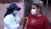 Realizan jornada de vacunación antiCovid en el barrio Ariel Darce