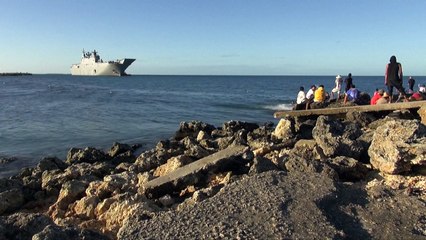 Navio com casos de covid-19 leva ajuda a Tonga