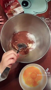 Δούκισσα Νομικού: Έφτιαξε το πιο εύκολο και νόστιμο chocolate και μας δίνει τη συνταγή!